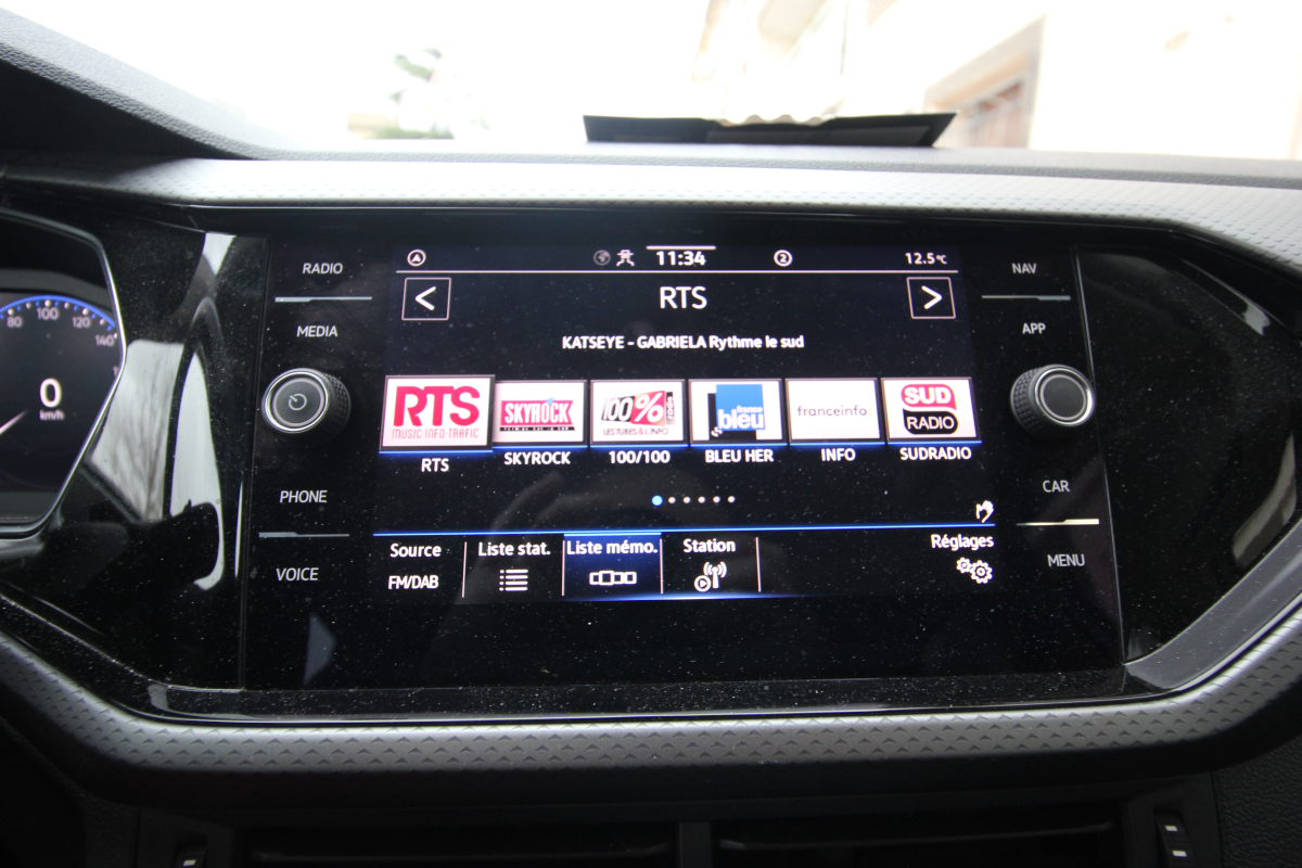 Volkswagen T-Cross — 13
