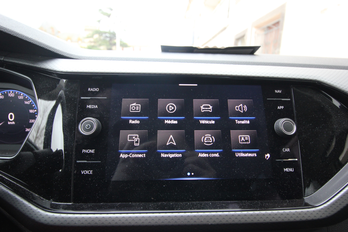 Volkswagen T-Cross — 17