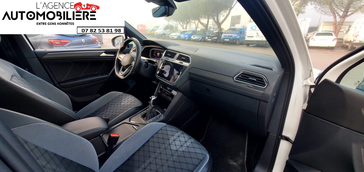 Volkswagen Tiguan — 18