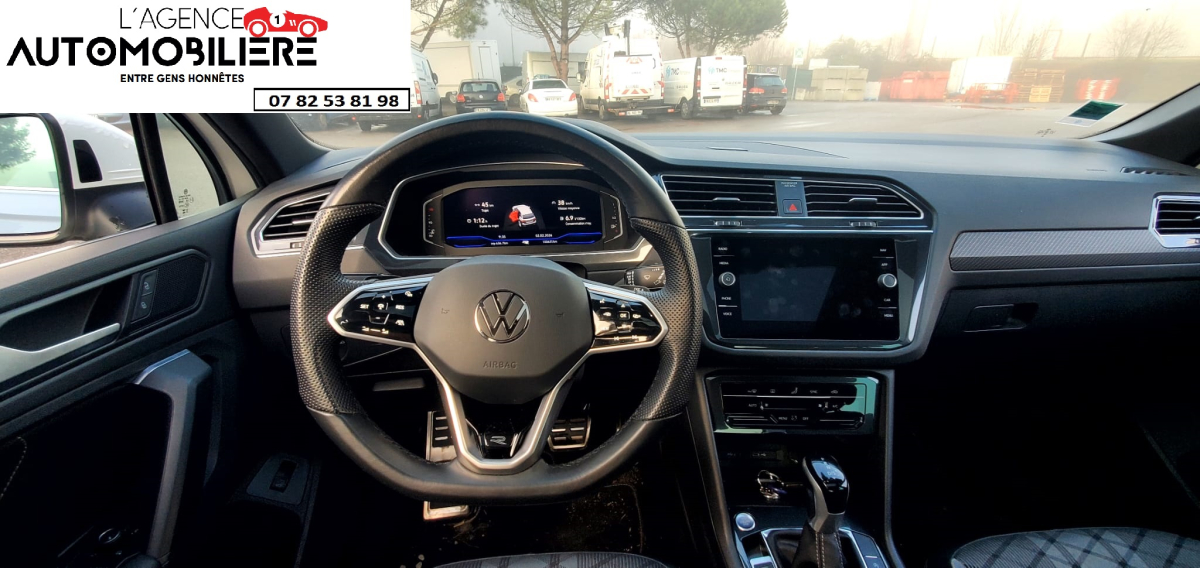 Volkswagen Tiguan — 14