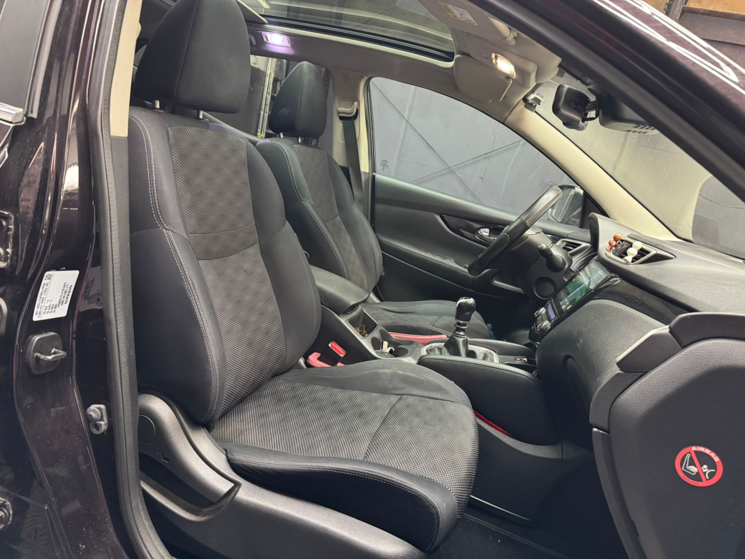 Nissan Qashqai — 14