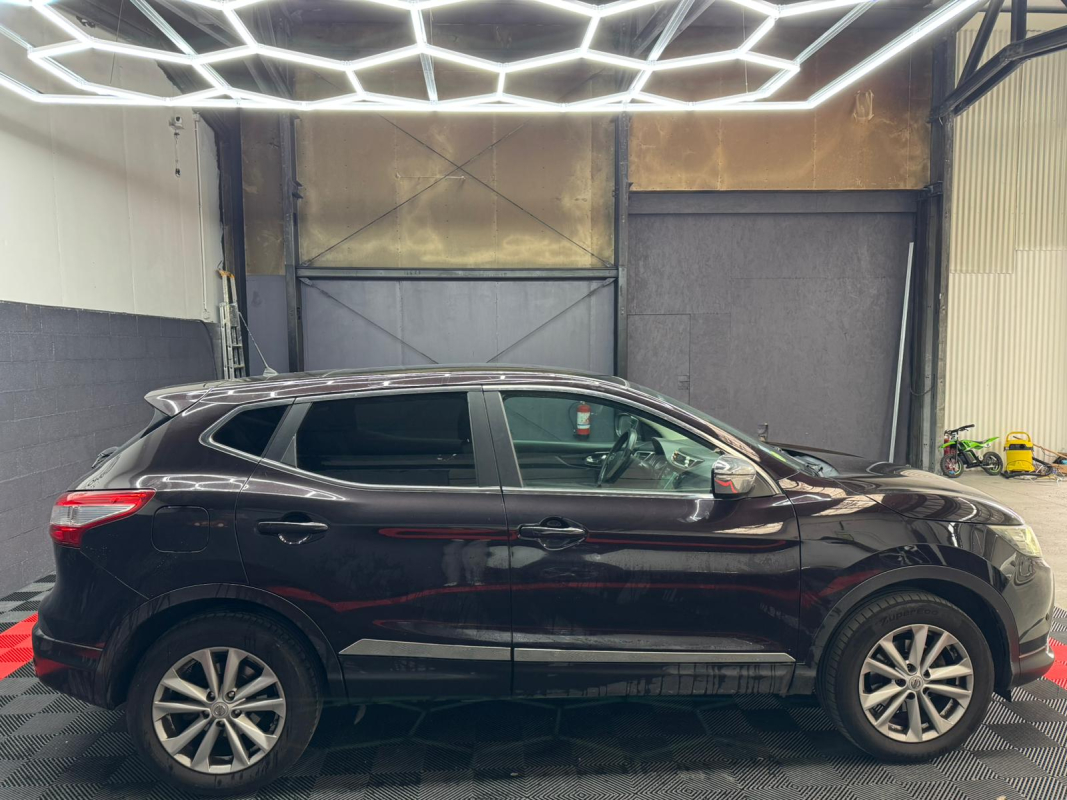 Nissan Qashqai — 5