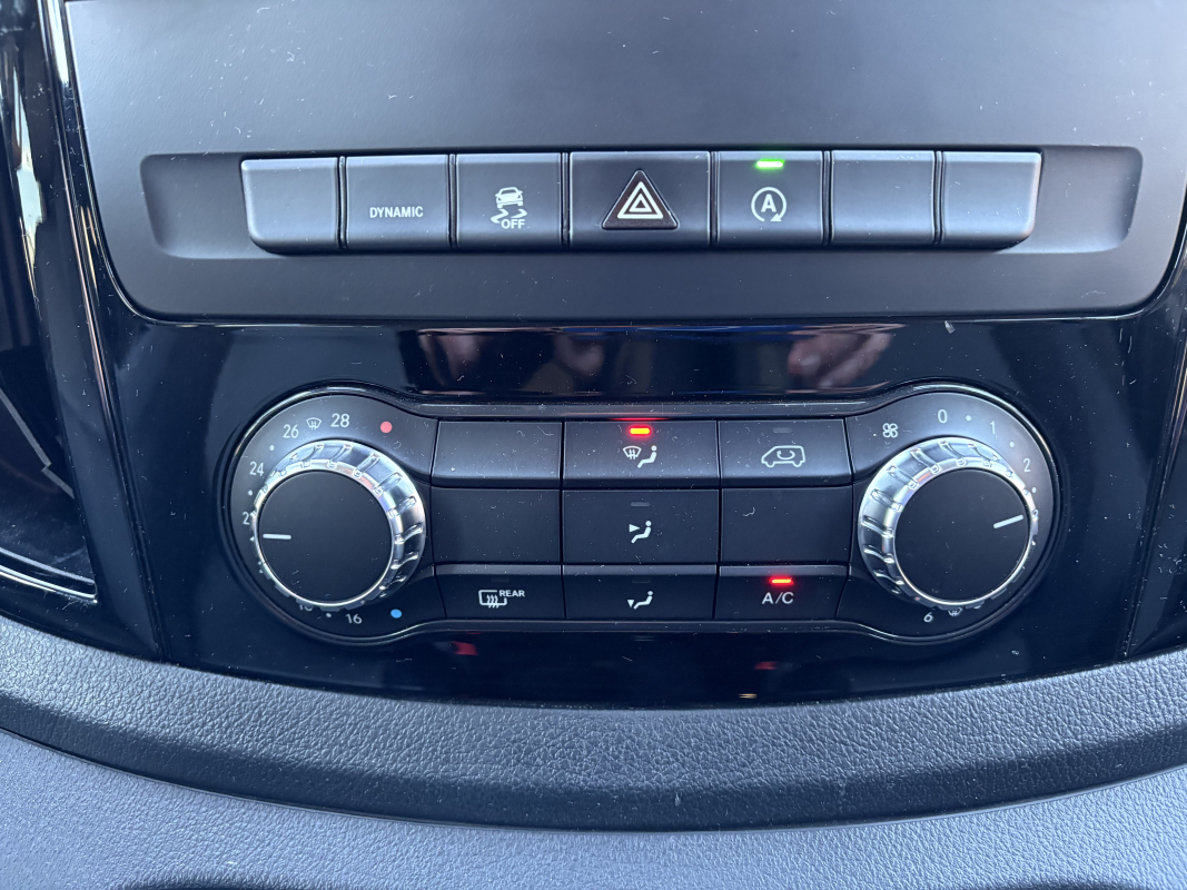 Mercedes Vito — 24