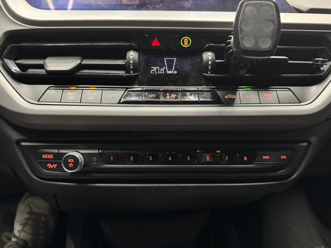 Bmw Série 1 — 23