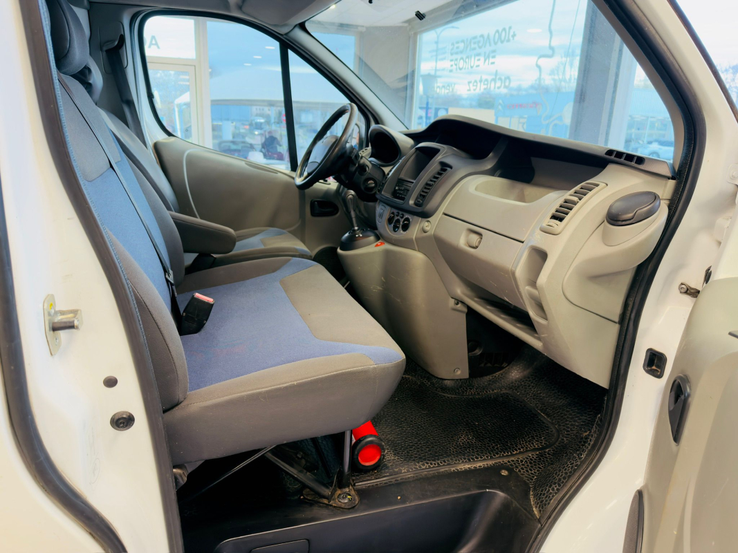 Renault Trafic — 17