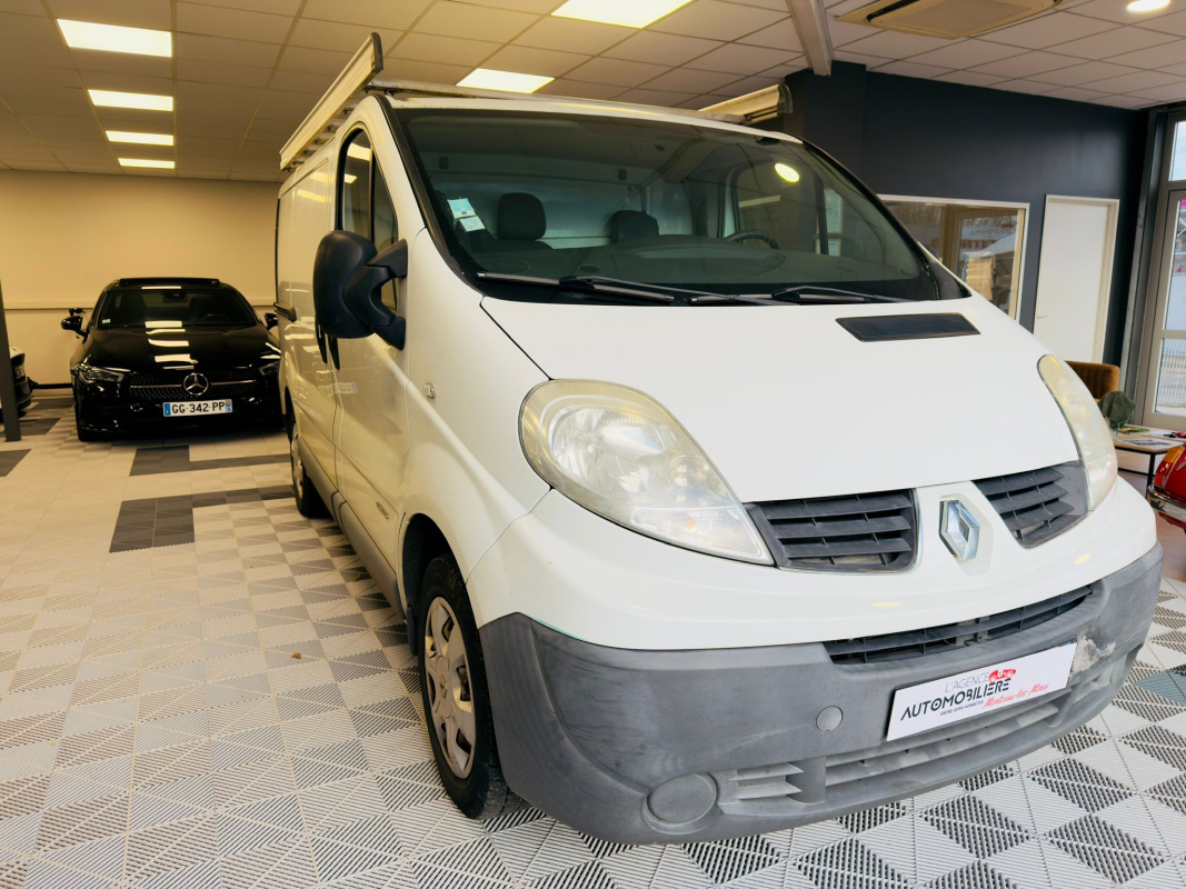 Renault Trafic — 3
