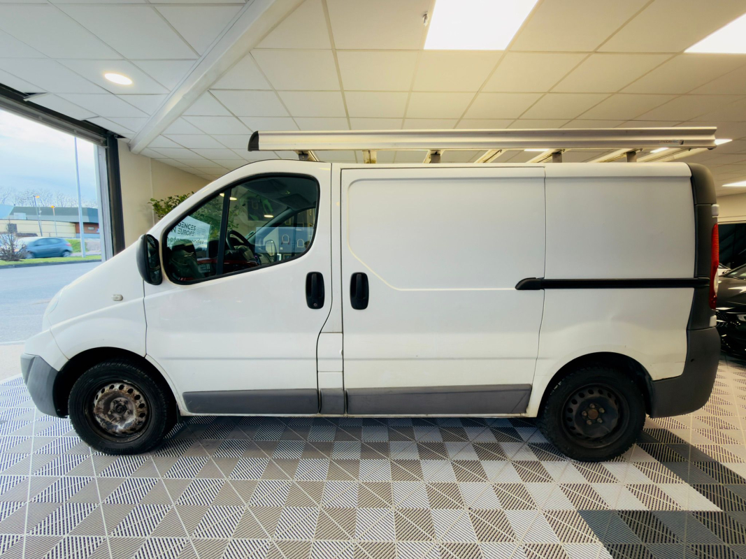 Renault Trafic — 8