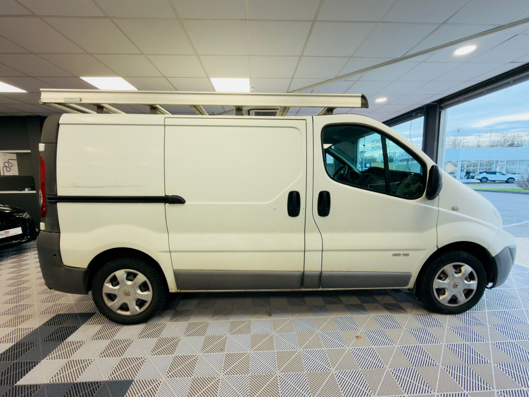 Renault Trafic — 4