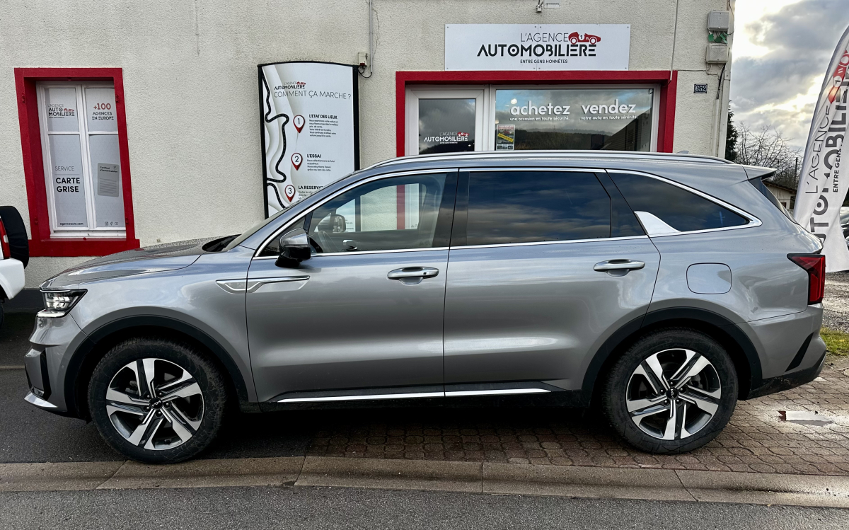 Kia Sorento — 8