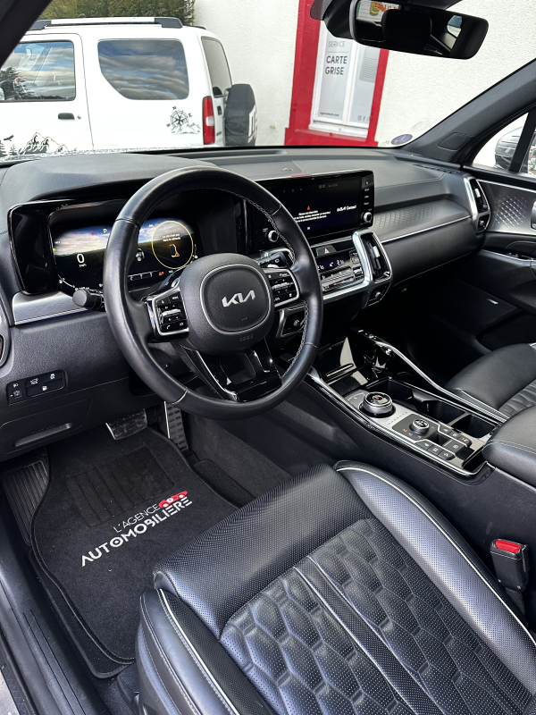 Kia Sorento — 11