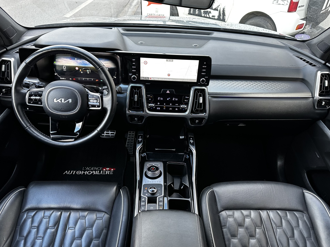 Kia Sorento — 15