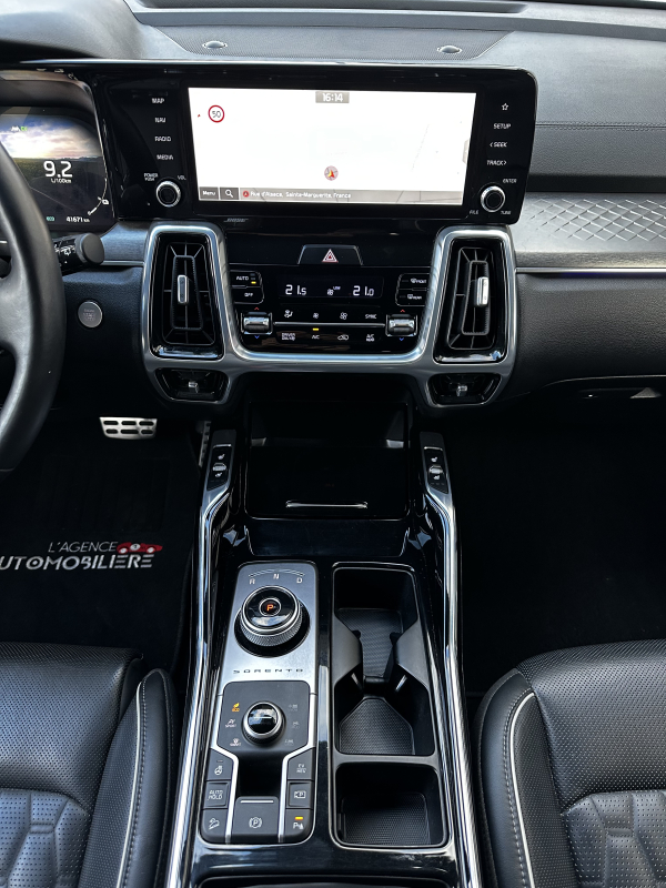 Kia Sorento — 32