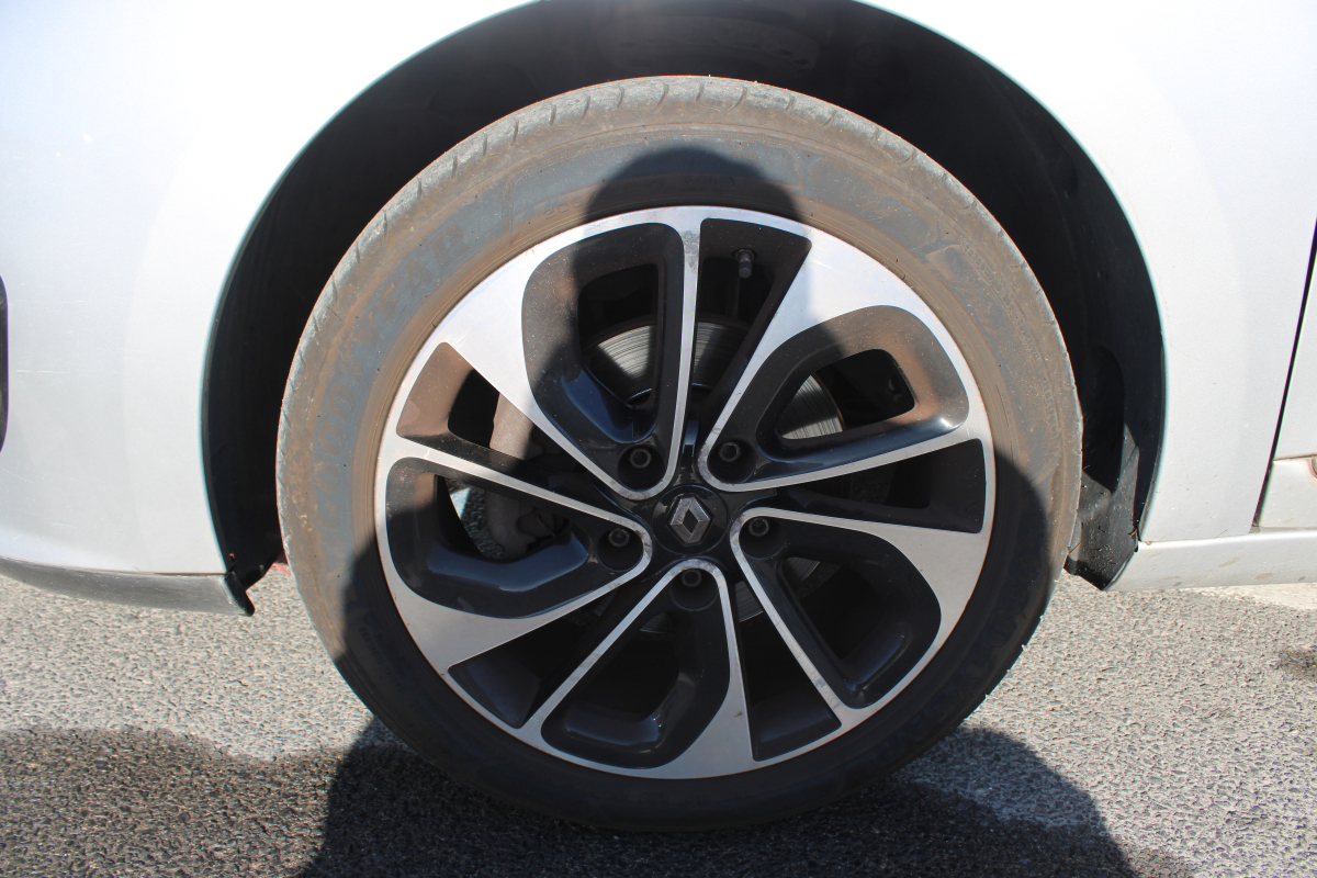Renault Megane — 27