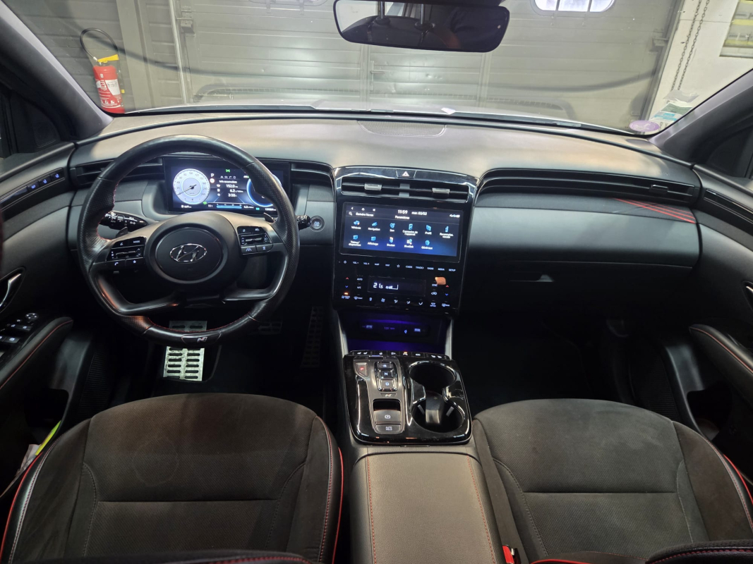 Hyundai Tucson — 17