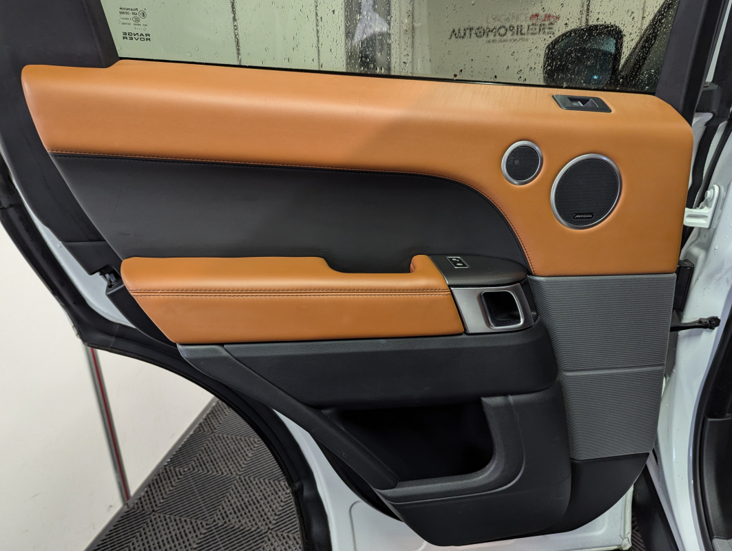 Land Rover Range Rover Sport — 38