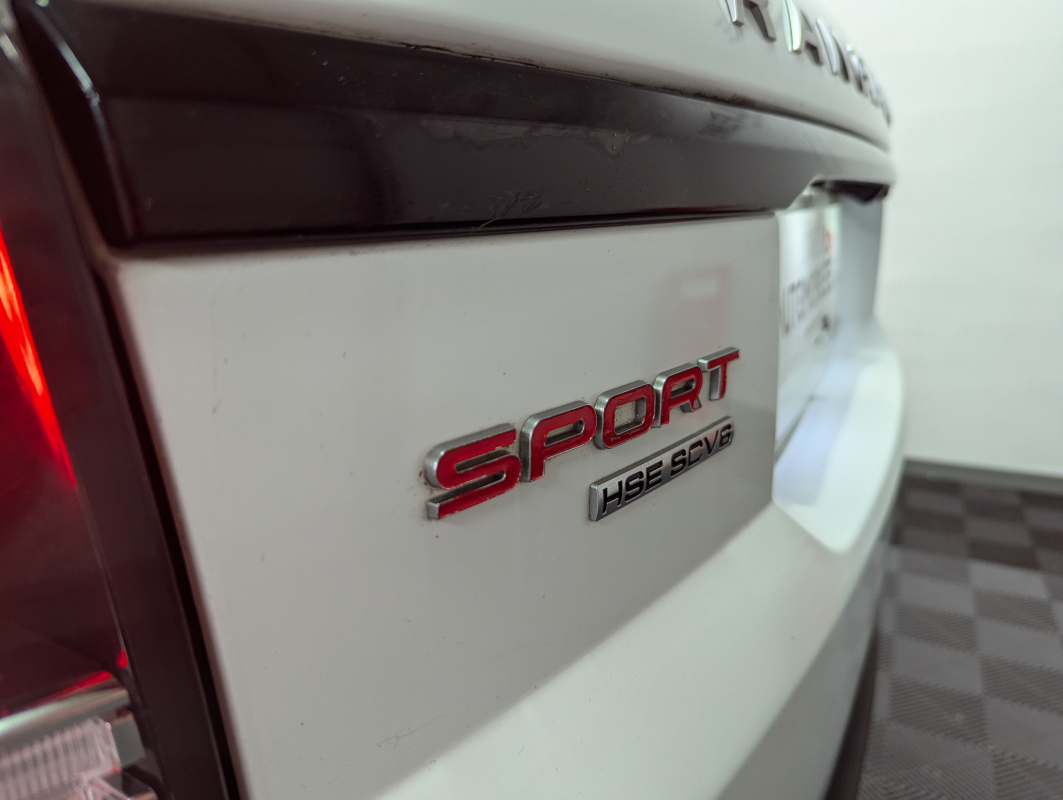 Land Rover Range Rover Sport — 26