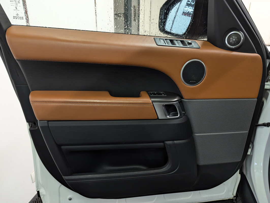 Land Rover Range Rover Sport — 39