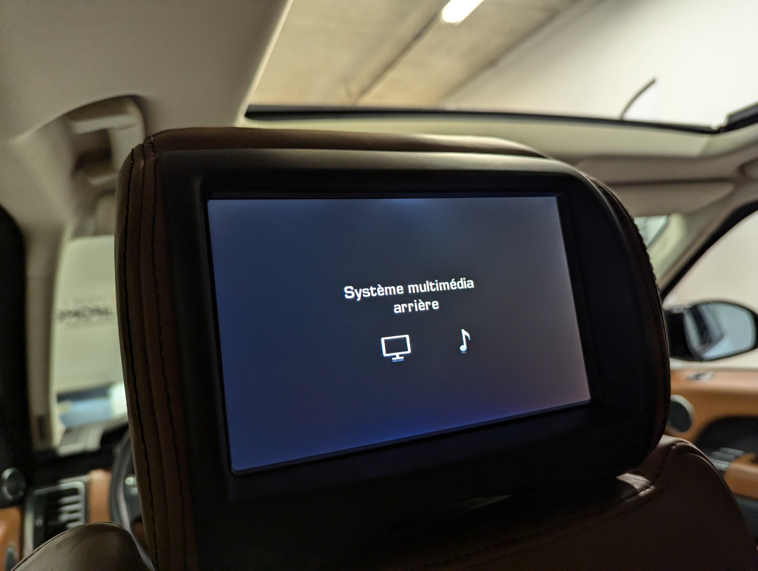 Land Rover Range Rover Sport — 16