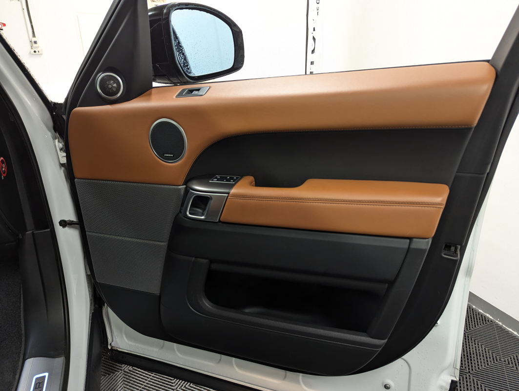 Land Rover Range Rover Sport — 37