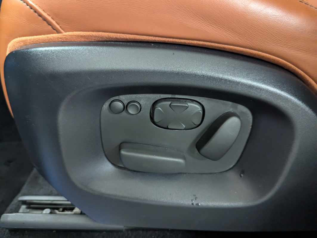 Land Rover Range Rover Sport — 28