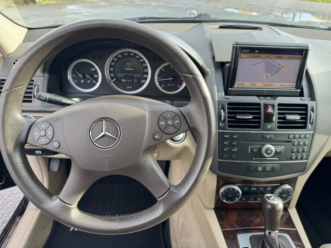 Mercedes Classe C — 16