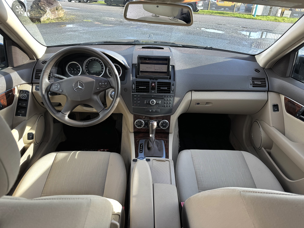 Mercedes Classe C — 15