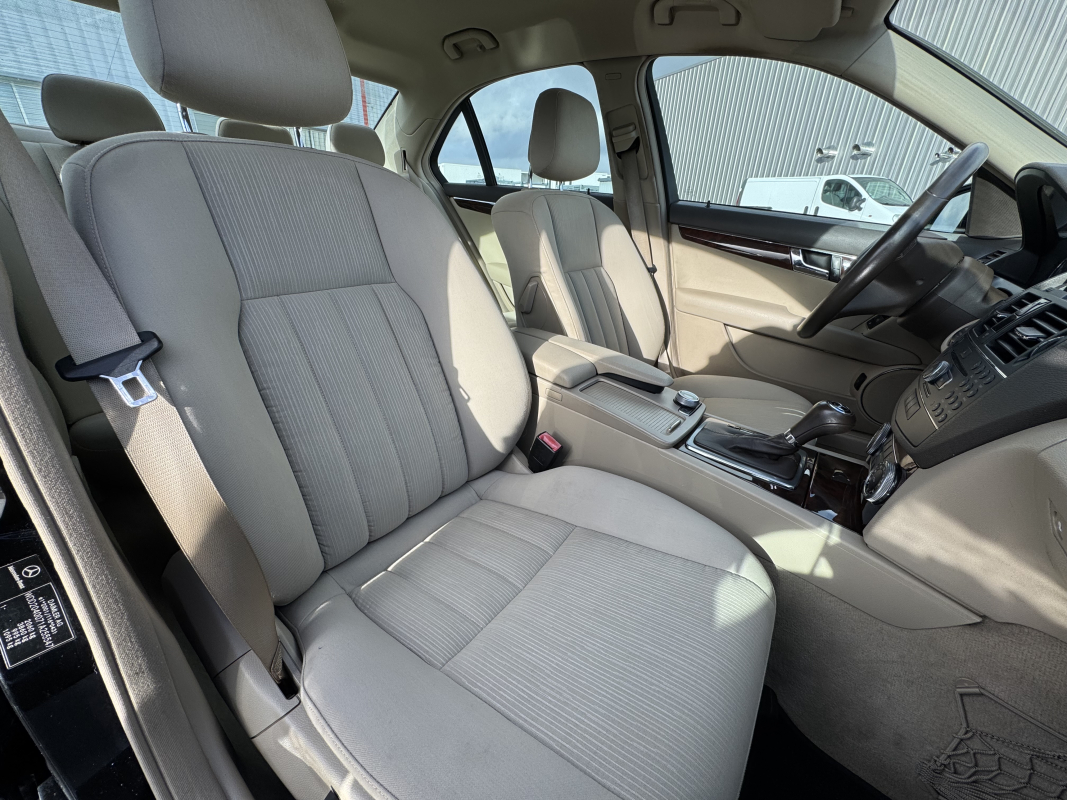 Mercedes Classe C — 21