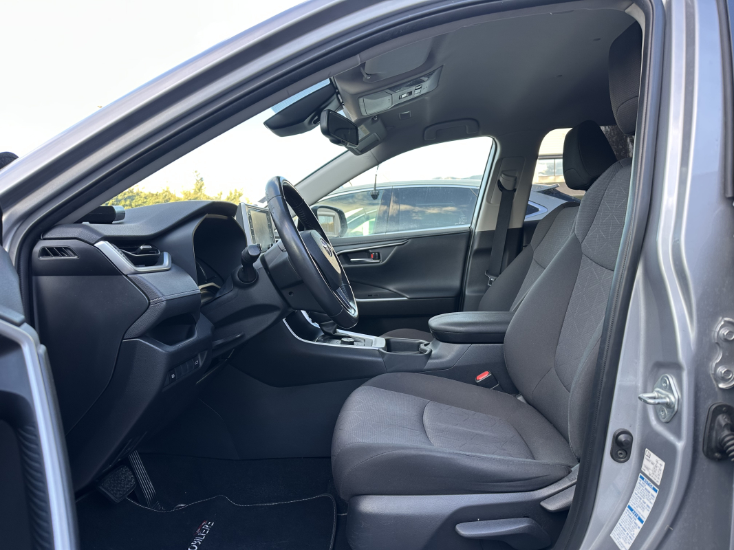 Toyota RAV4 — 15