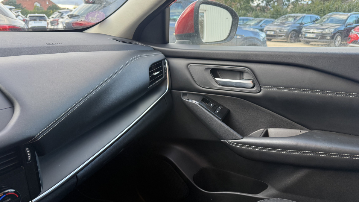 Nissan Qashqai — 14