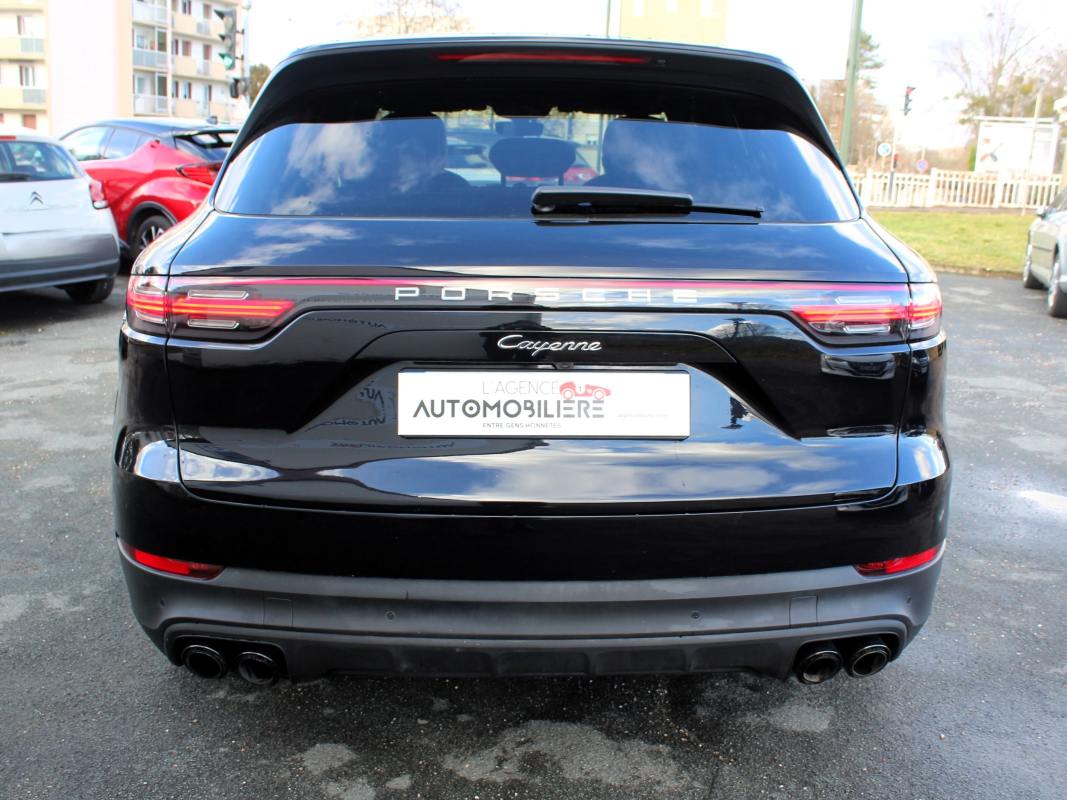 Porsche Cayenne — 6