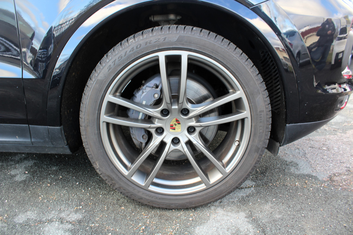 Porsche Cayenne — 8