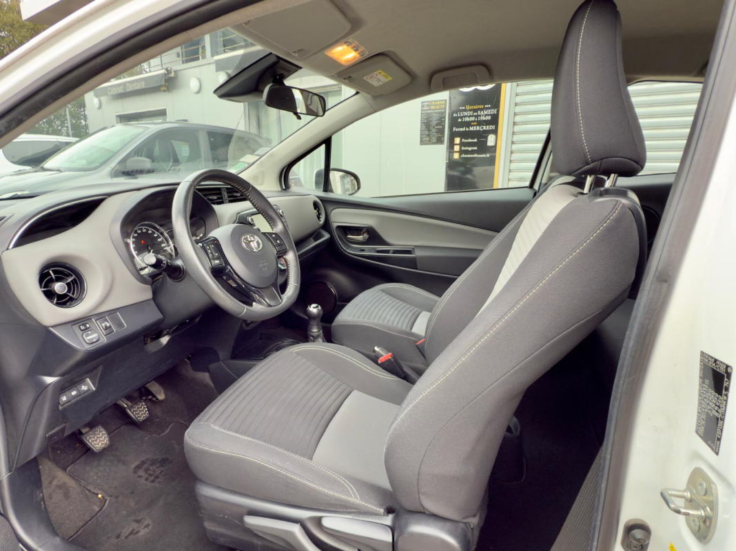 Toyota Yaris — 9