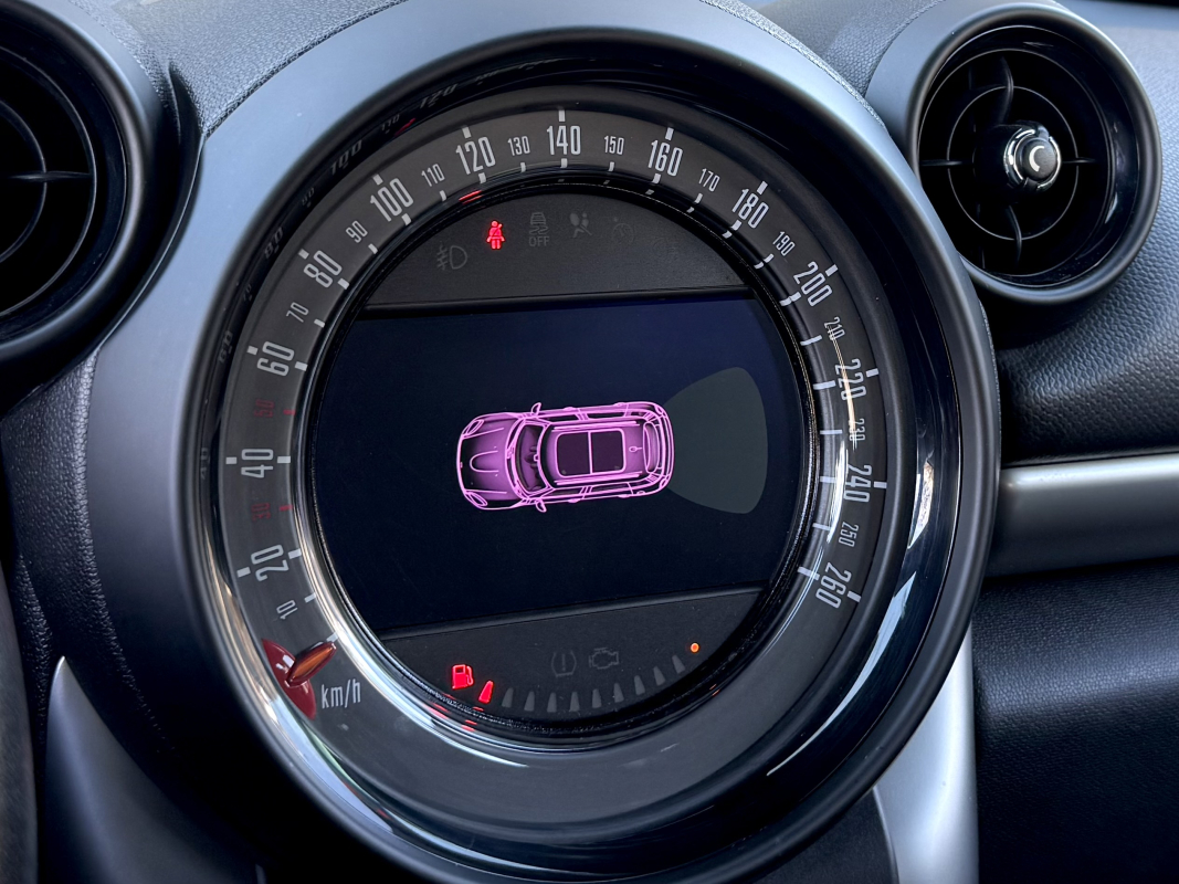 Mini Countryman — 9