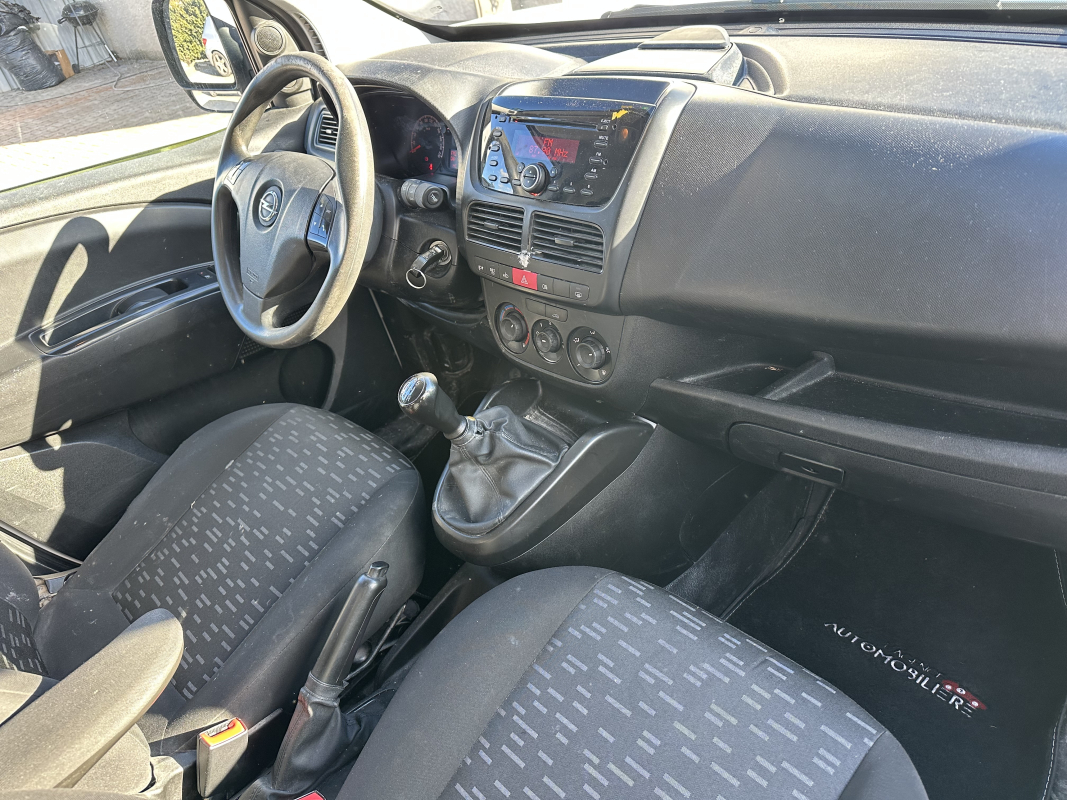 Opel Combo Cargo — 10