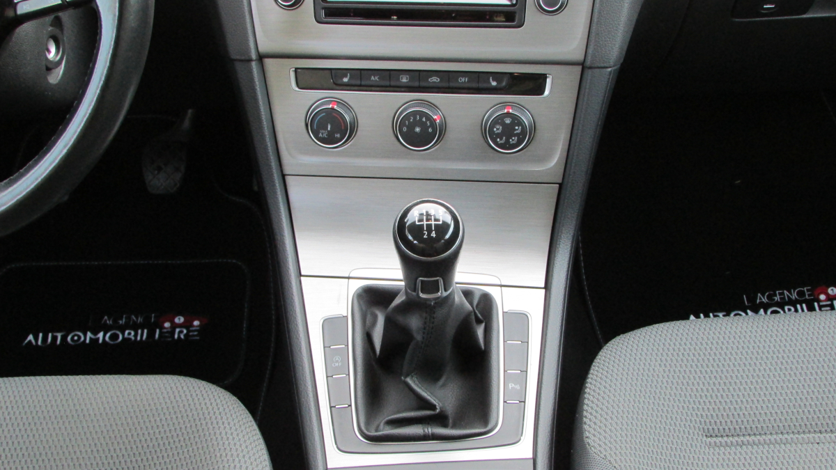 Volkswagen Golf SW — 16
