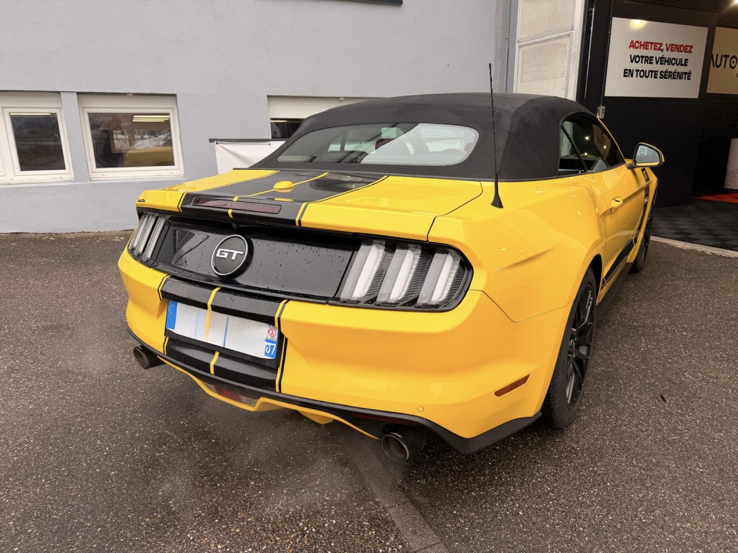 Ford Mustang — 3