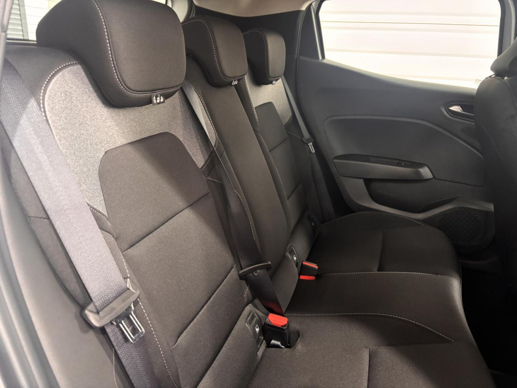 Renault Clio — 15