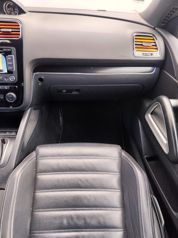Volkswagen Scirocco — 18