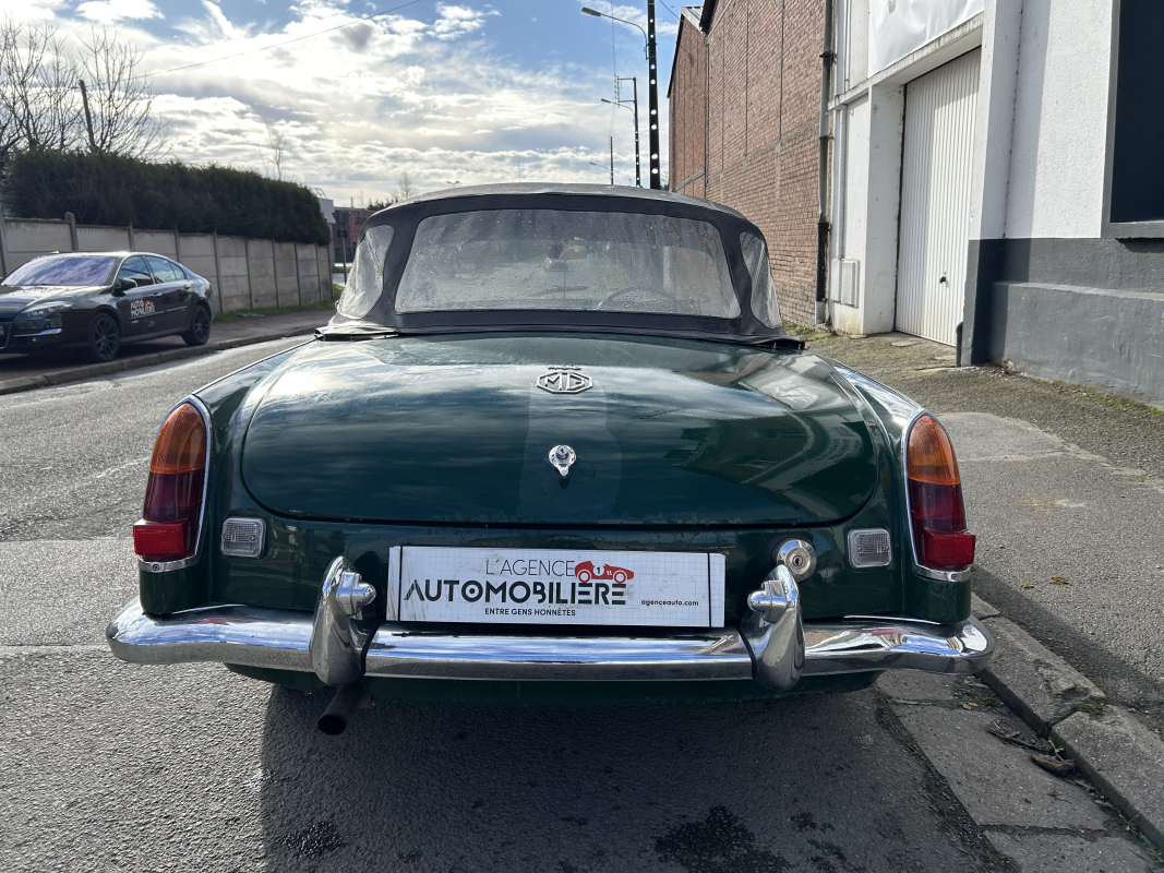 MG B — 10