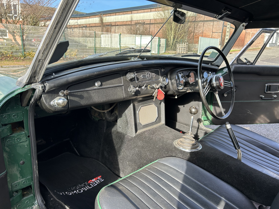 MG B — 16