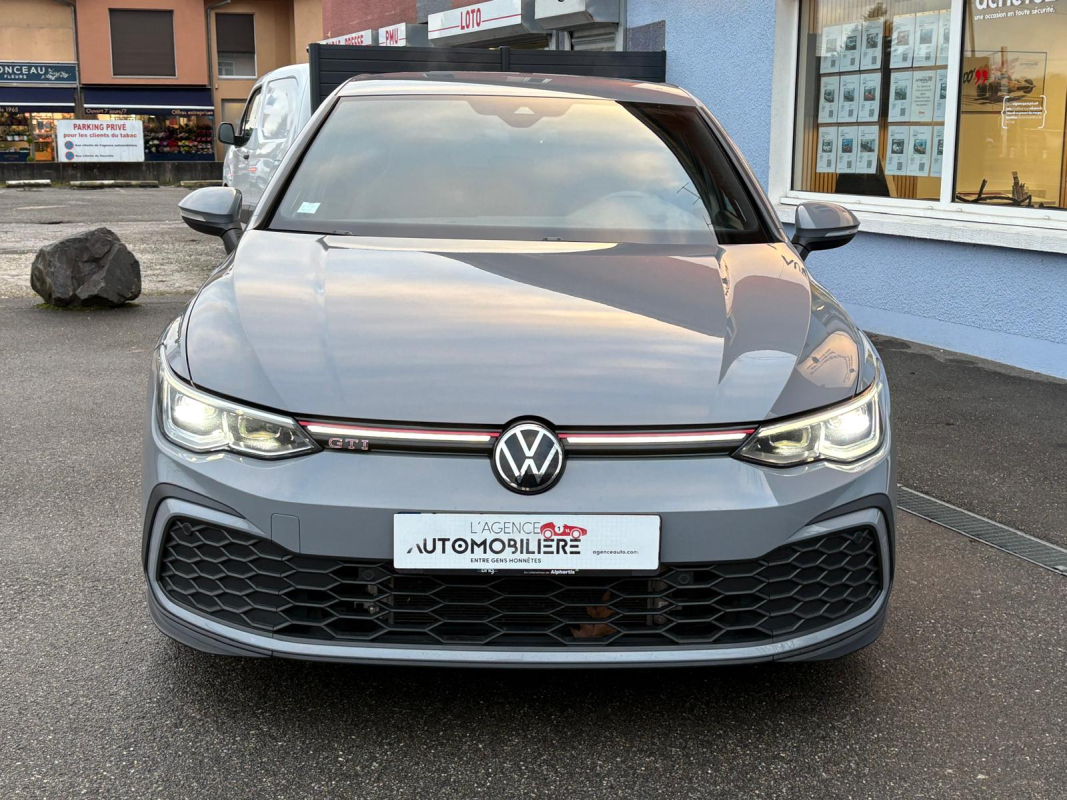 Volkswagen Golf — 2