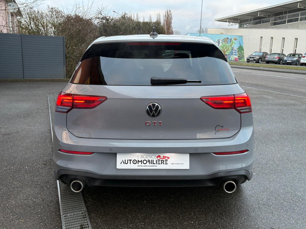 Volkswagen Golf — 6