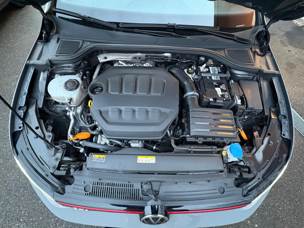 Volkswagen Golf — 37