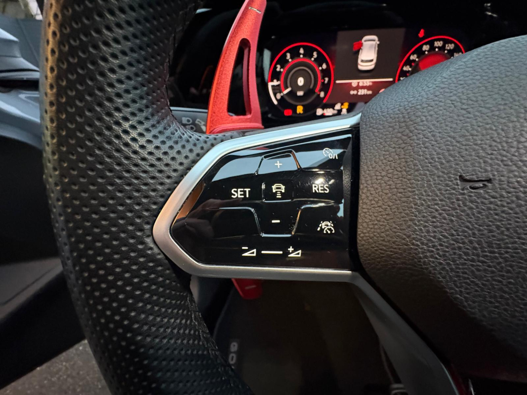 Volkswagen Golf — 19