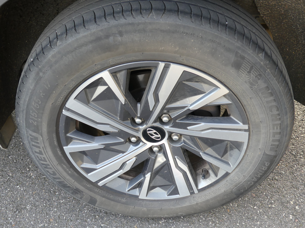 Hyundai Tucson — 28