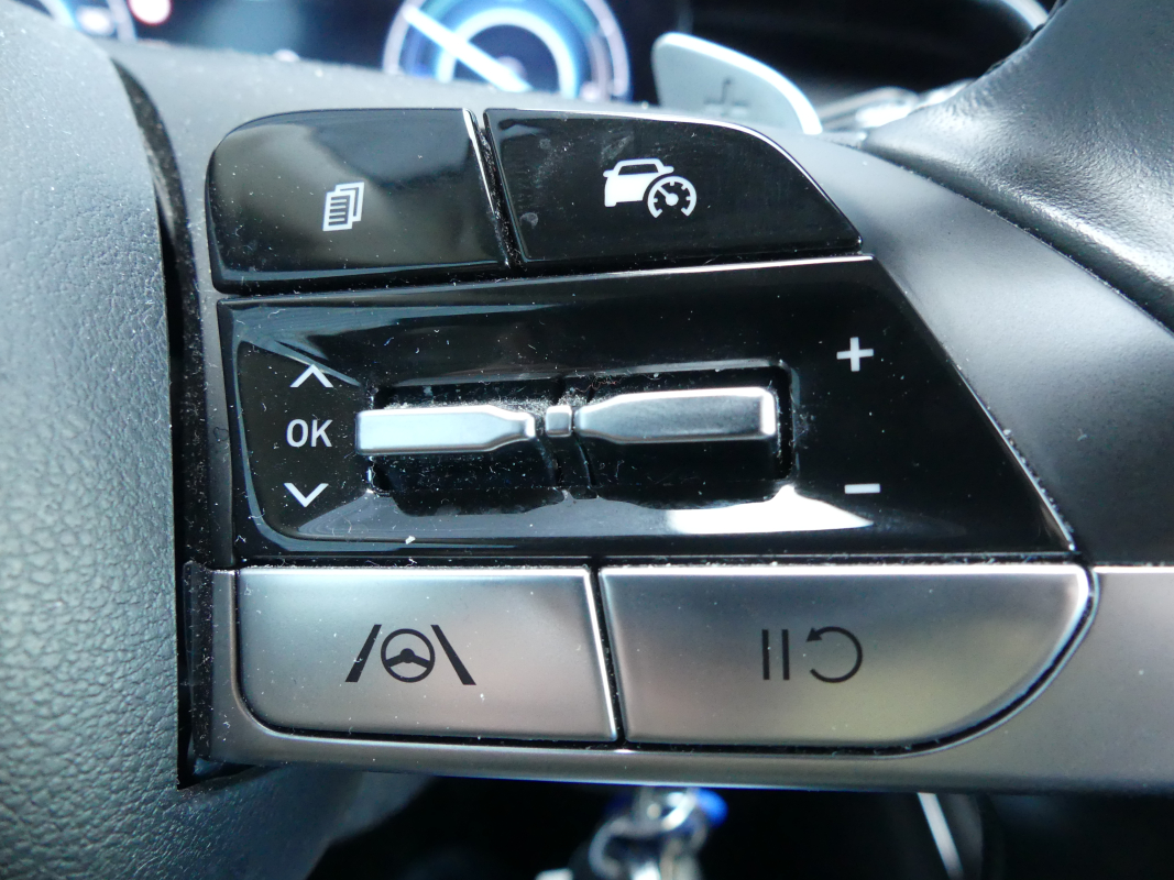 Hyundai Tucson — 33