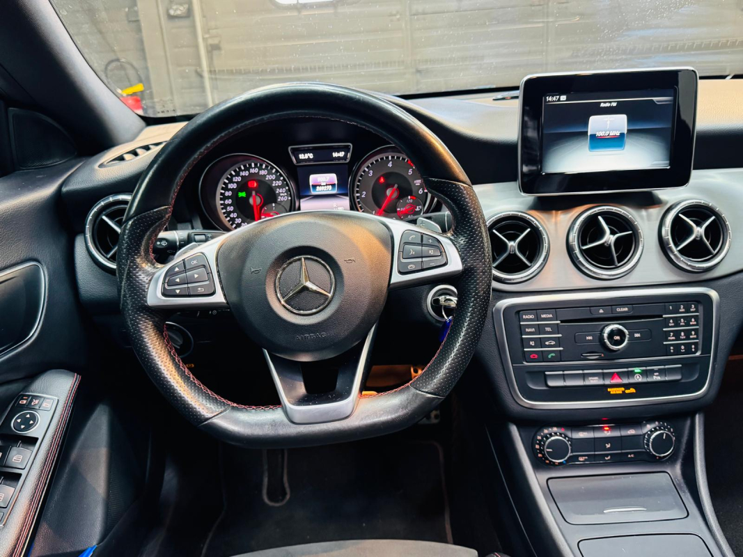Mercedes Classe CLA — 13