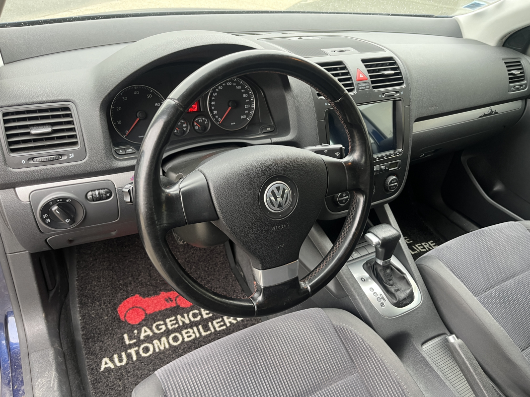 Volkswagen Jetta — 9