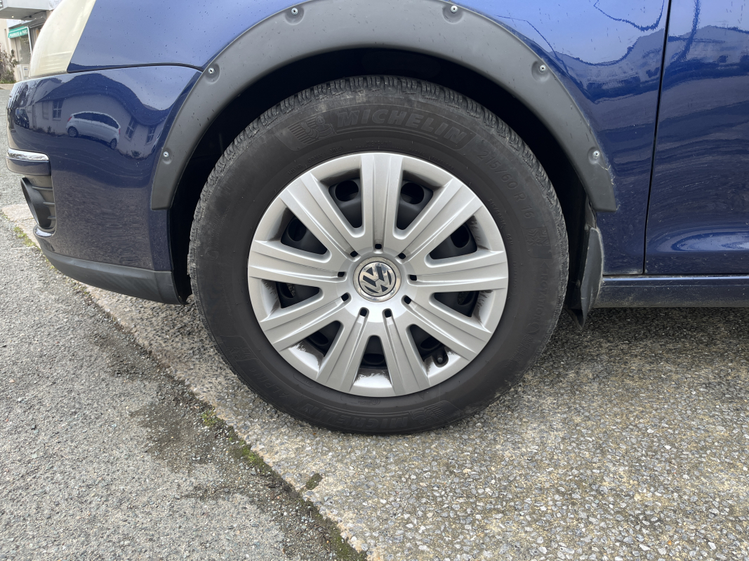 Volkswagen Jetta — 17