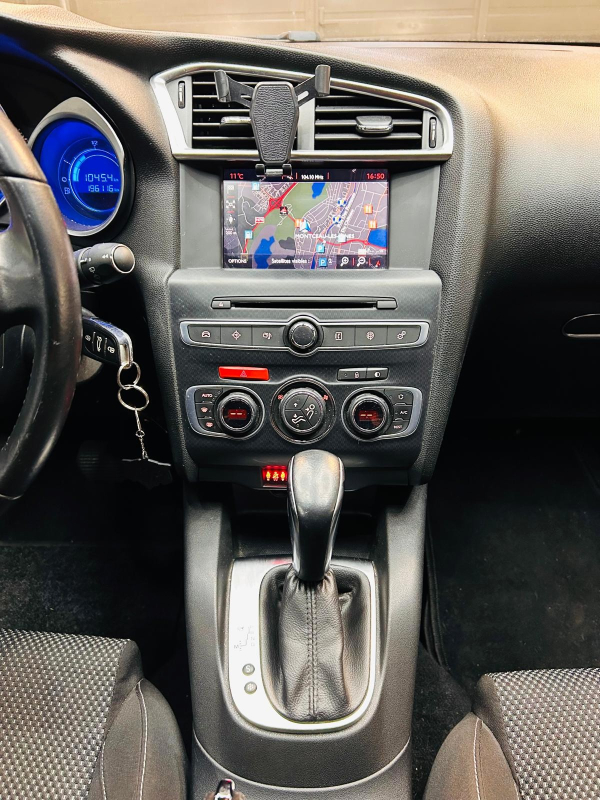 DS DS4 — 14